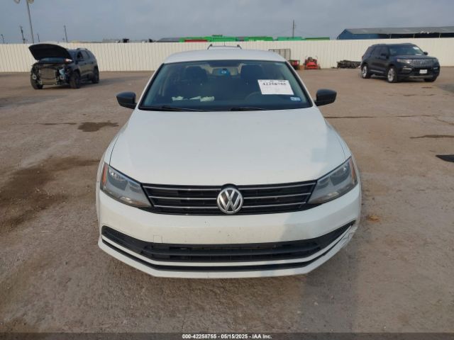 3VW267AJ2GM355120 Volkswagen Jetta 1.4t S