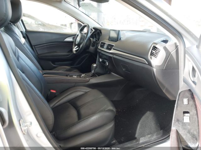 3MZBN1L37JM201797 Mazda Mazda3 Touring