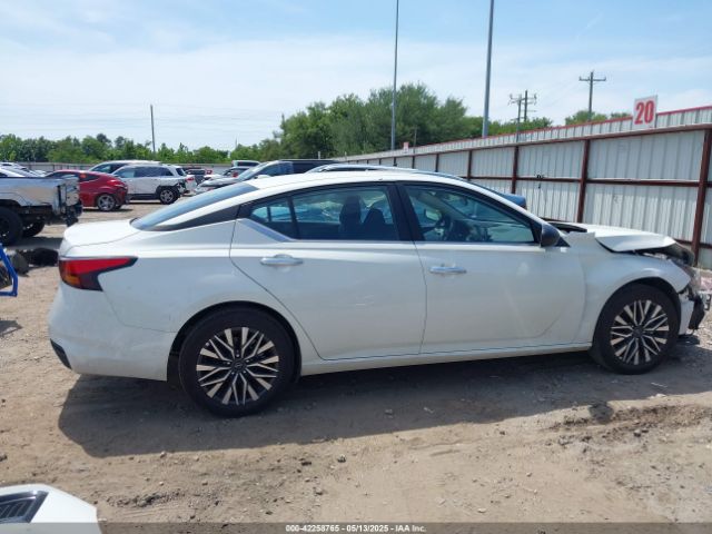 1N4BL4DV8SN371660 Nissan Altima Sv Fwd