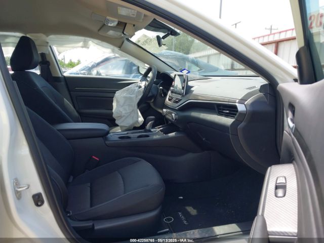 1N4BL4DV8SN371660 Nissan Altima Sv Fwd