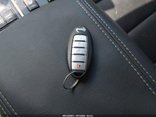 1N4AA6AP2JC380402 Nissan 2018