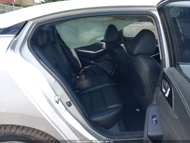 1N4AA6AP2JC380402 Nissan 2018