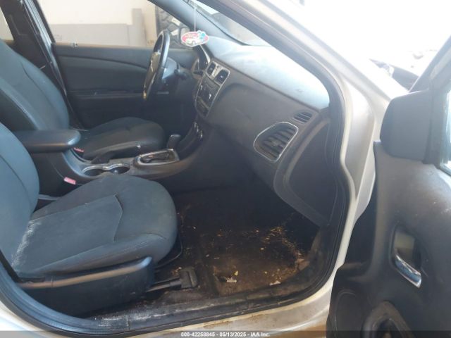 2012 CHRYSLER 200 1C3CCBBB6CN100372 Photo 4