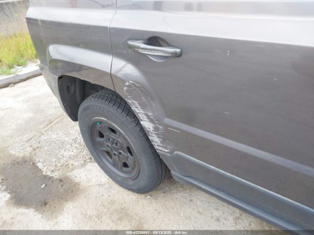 1C4NJRBB9HD111639 Jeep Patriot Sport 4x4