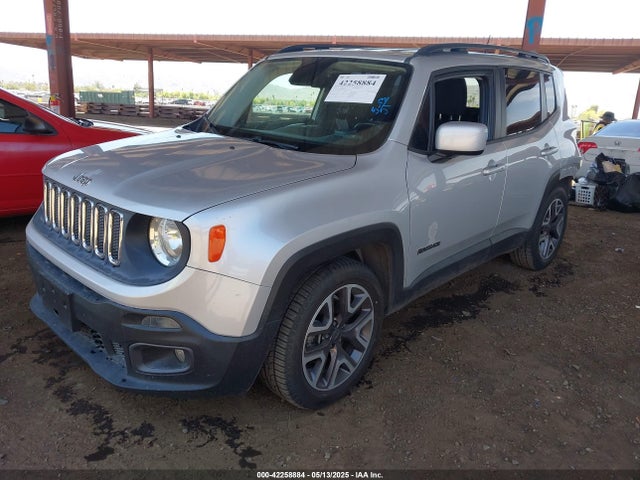 ZACCJABT2FPB44059 Jeep Renegade Latitude