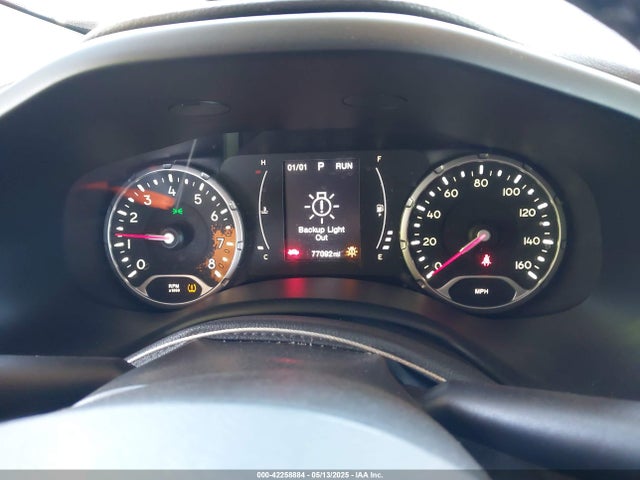 ZACCJABT2FPB44059 Jeep Renegade Latitude