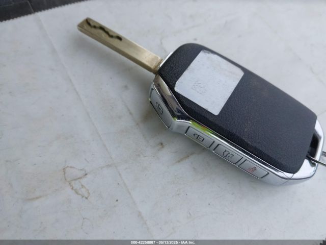 5XXG24J2XMG021314 KIA K5 LX