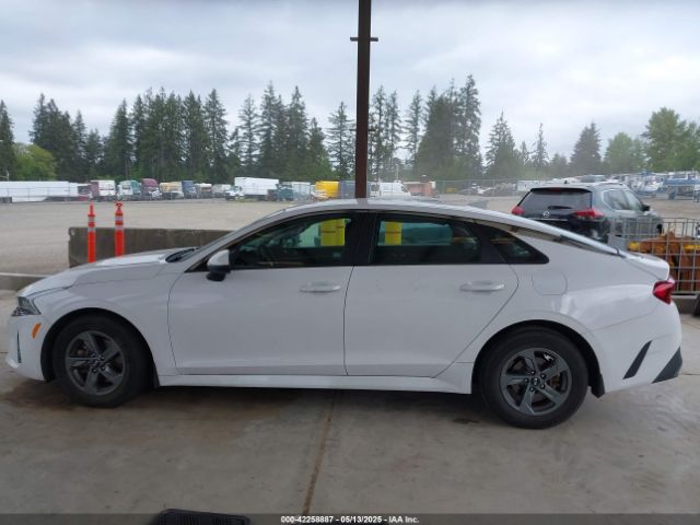 5XXG24J2XMG021314 KIA K5 LX
