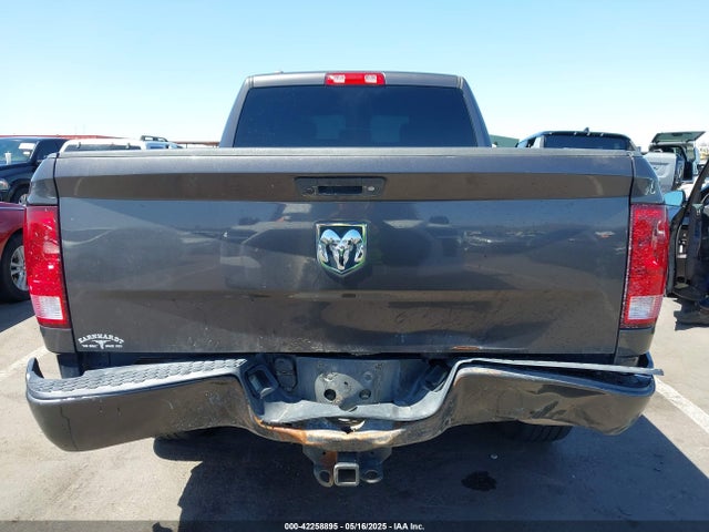 RAM 1500 2018 1C6RR6FT2JS211344 Image 16