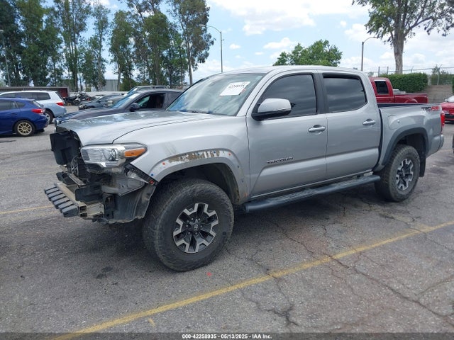 3TMCZ5AN0JM129591 Toyota Tacoma Trd Off Road