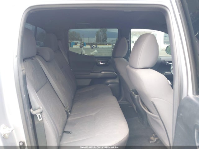 3TMCZ5AN0JM129591 Toyota Tacoma Trd Off Road
