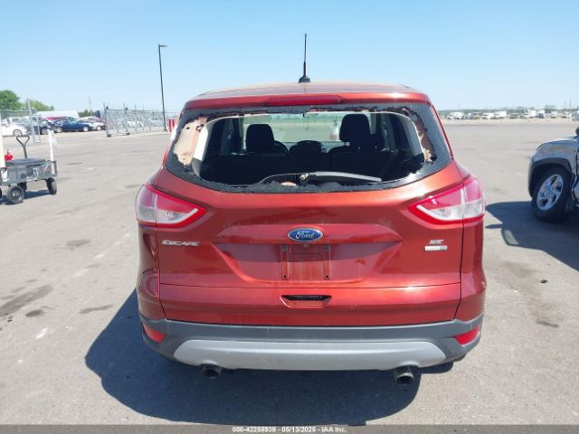 1FMCU9GX0EUC38743 Ford ESCAPE SE