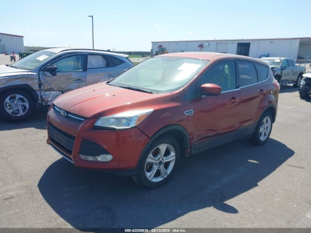 1FMCU9GX0EUC38743 Ford ESCAPE SE