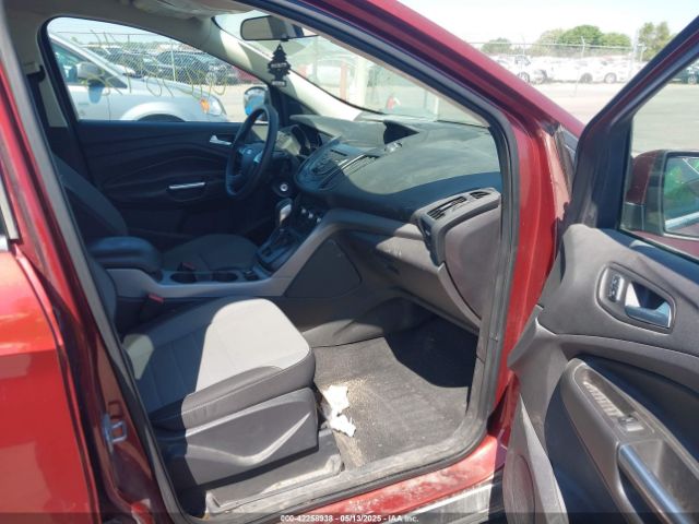 1FMCU9GX0EUC38743 Ford ESCAPE SE