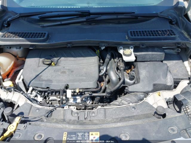 1FMCU9GD9HUD90062 Ford ESCAPE SE