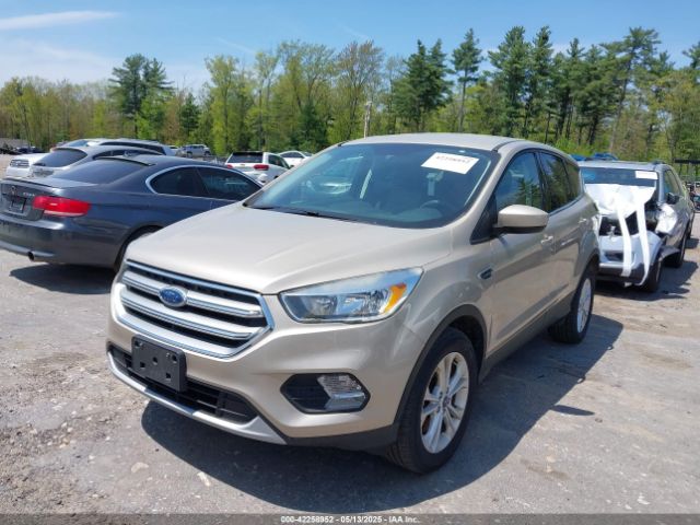 1FMCU9GD9HUD90062 Ford ESCAPE SE