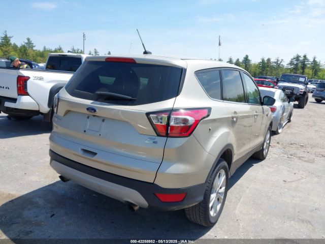 1FMCU9GD9HUD90062 Ford ESCAPE SE