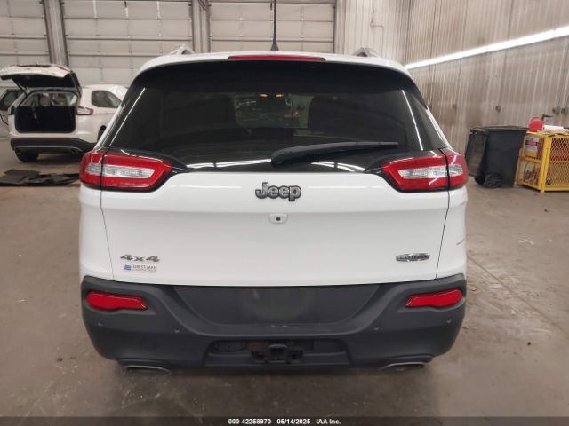 1C4PJMCS8GW199290 Jeep Cherokee