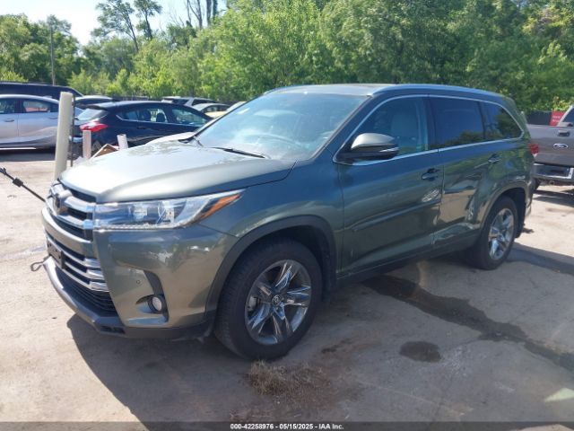 2018 TOYOTA HIGHLANDER 5TDDZRFH7JS855494 Photo 1