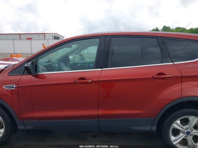 1FMCU0GX5FUB27909 Ford ESCAPE SE