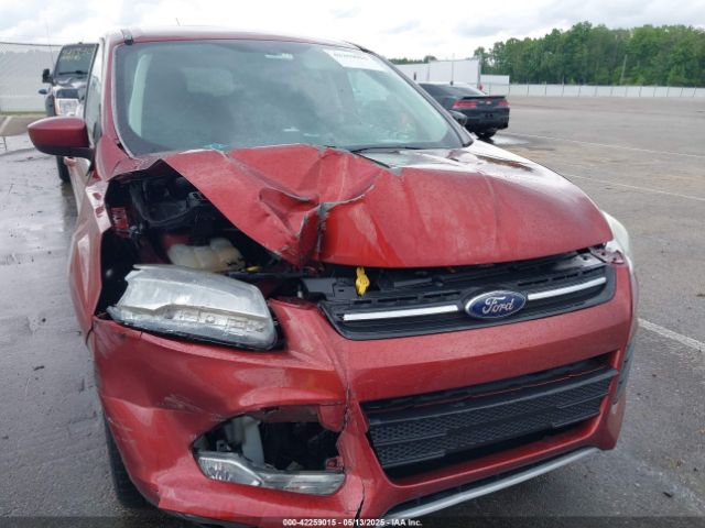 1FMCU0GX5FUB27909 Ford ESCAPE SE