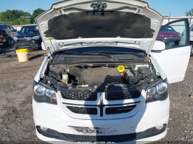 2C4RDGEG8KR564627 Dodge Grand Caravan Gt
