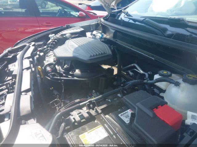 1GYKNCRS0SZ132653 Cadillac lgx