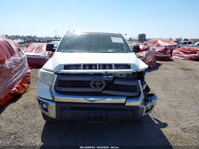 5TFRY5F11FX185561 Toyota Tundra Sr5 5.7l V8