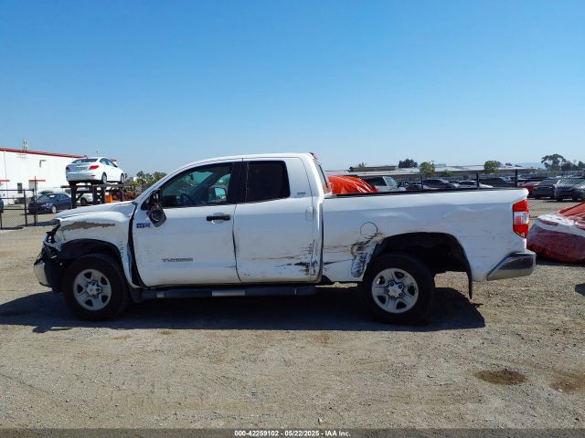 5TFRY5F11FX185561 Toyota Tundra Sr5 5.7l V8