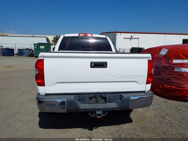 5TFRY5F11FX185561 Toyota Tundra Sr5 5.7l V8
