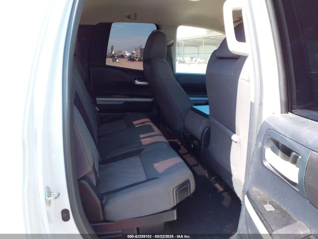 5TFRY5F11FX185561 Toyota Tundra Sr5 5.7l V8