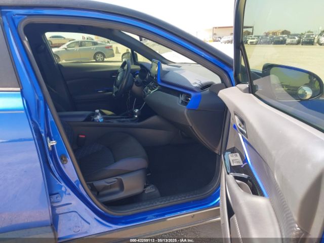 2020 TOYOTA C-HR JTNKHMBX6L1087867 Photo 4