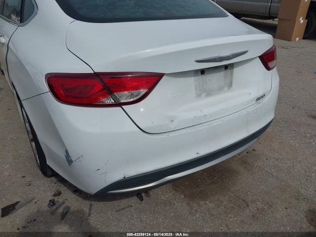 Chrysler 200 Limited 2015 1C3CCCAB6FN752176 Image 12