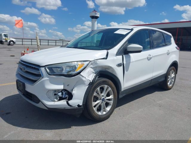 1FMCU9GD0HUB13350 Ford ESCAPE SE