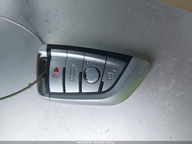 WBA5A5C52ED511357 BMW 528I