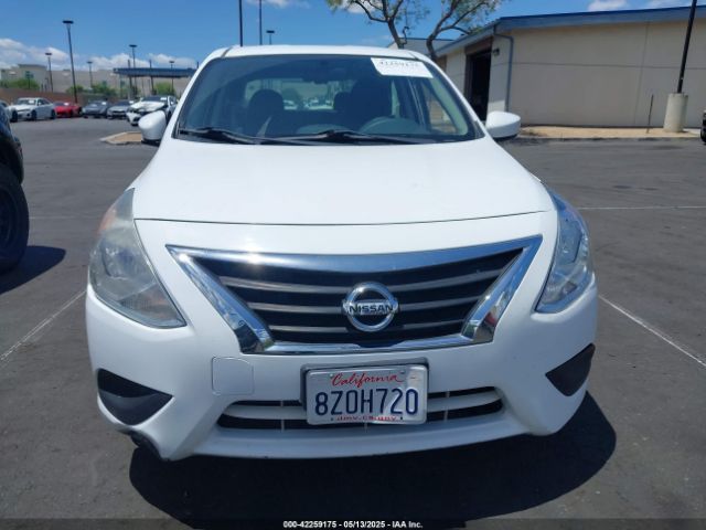 3N1CN7AP3HK466872 Nissan 2017