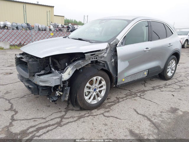 1FMCU0G62NUB32670 Ford ESCAPE SE