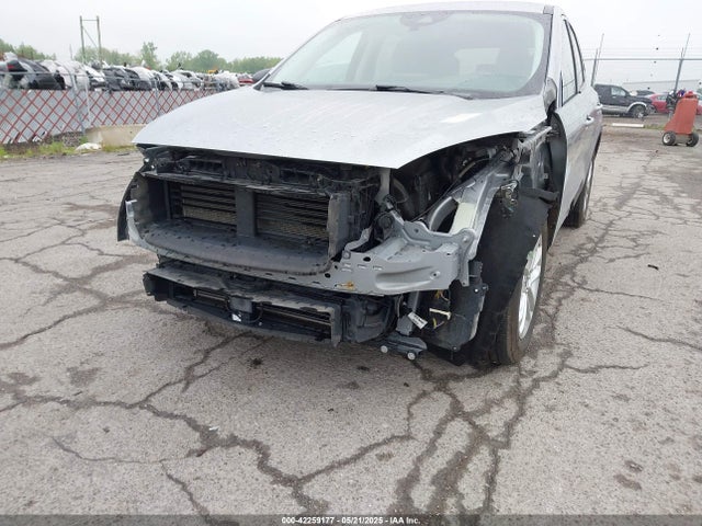 1FMCU0G62NUB32670 Ford ESCAPE SE