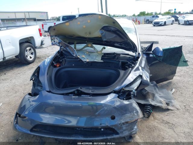 7SAYGDEE8NF443194 Tesla Model Y Long Range Dual Motor All-wheel Drive