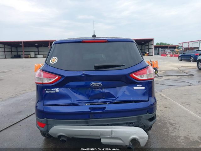 1FMCU0GX3GUC82461 Ford ESCAPE SE