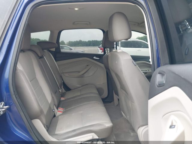 1FMCU0GX3GUC82461 Ford ESCAPE SE