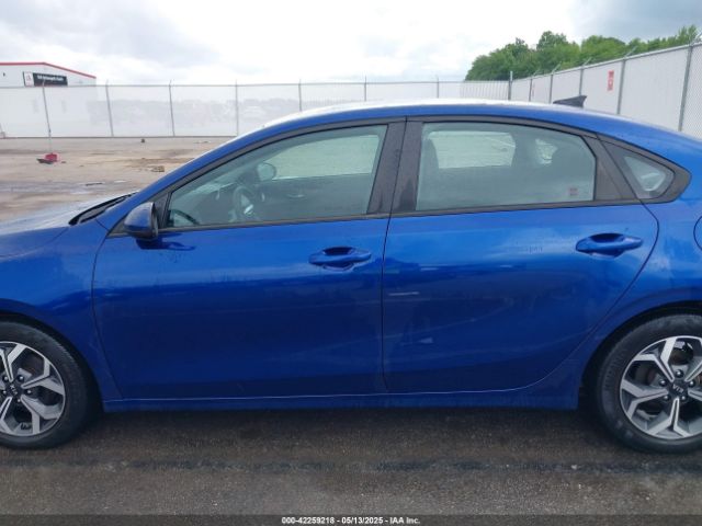 3KPF24AD8LE222536 KIA Forte Lxs
