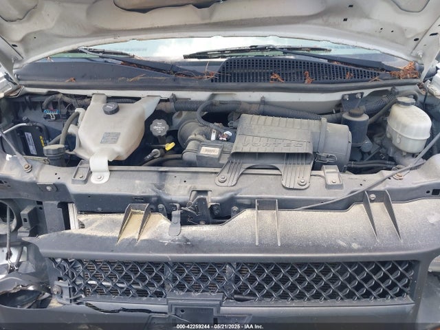 Chevrolet Express 2500 Work Van 2014 1GCWGFBA4E1207247 Image 10