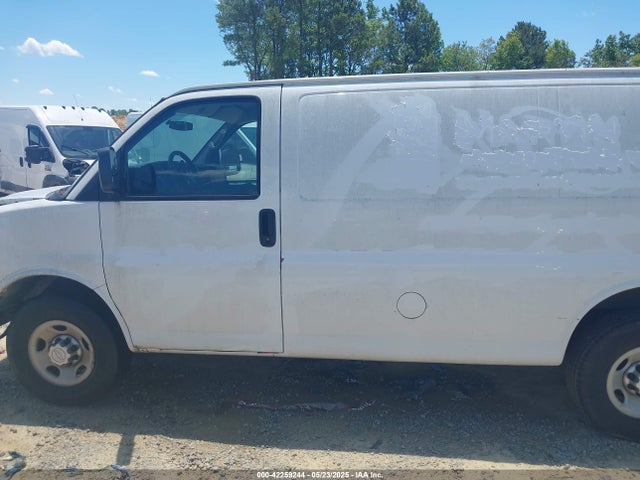 Chevrolet Express 2500 Work Van 2014 1GCWGFBA4E1207247 Image 14