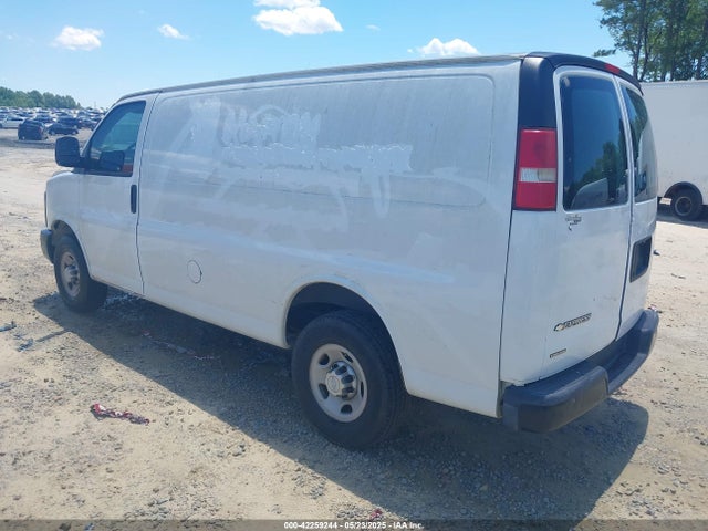 Chevrolet Express 2500 Work Van 2014 1GCWGFBA4E1207247 Image 3