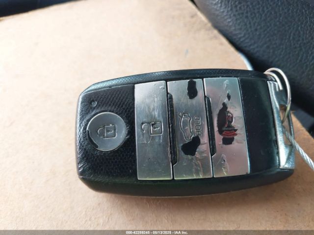 KNAFK5A85H5718953 KIA FORTE LX