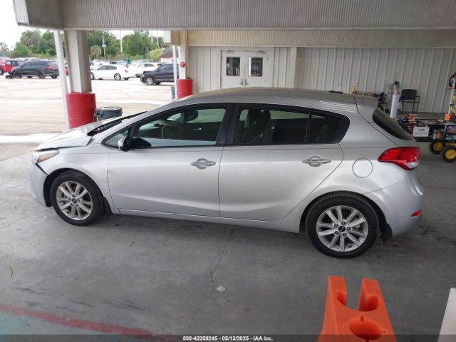 KNAFK5A85H5718953 KIA FORTE LX
