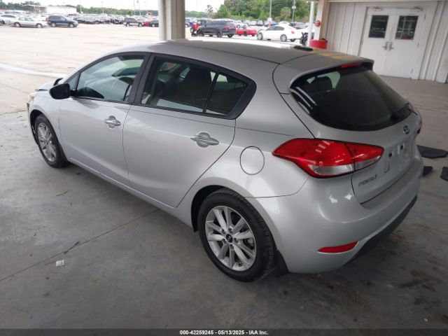 KNAFK5A85H5718953 KIA FORTE LX