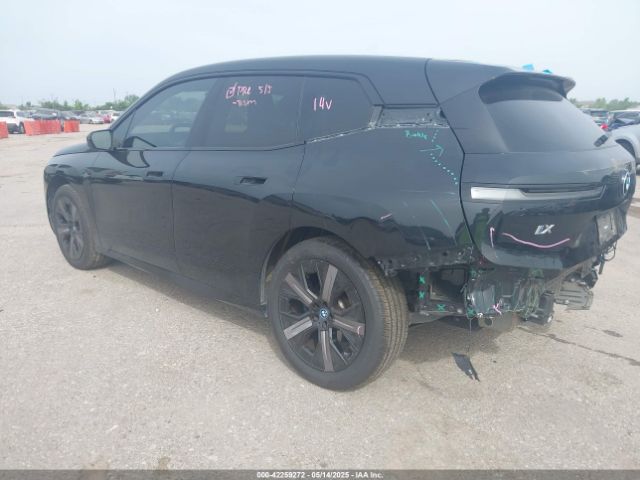 2023 BMW IX WB523CF01PCL99255 Photo 2