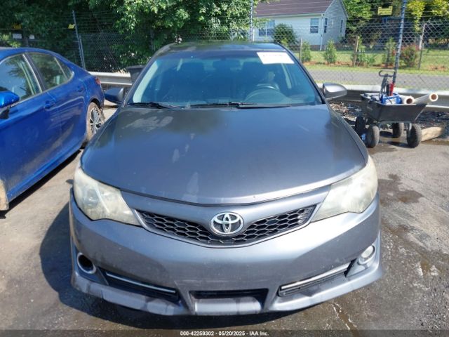 4T1BF1FKXEU432905 Toyota CAMRY SE